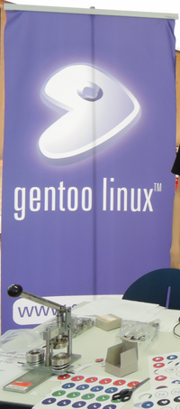 Gentoo Banner und Button Maschine auf der FrOSCon 2017